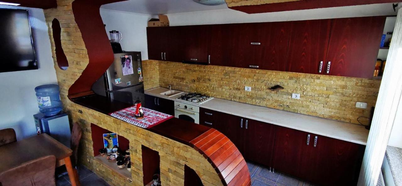 Casa De Vacanta Dalia Si Crina Babadag ภายนอก รูปภาพ
